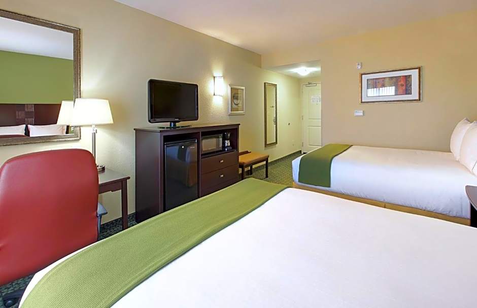 Holiday Inn Express & Suites Covington By IHG