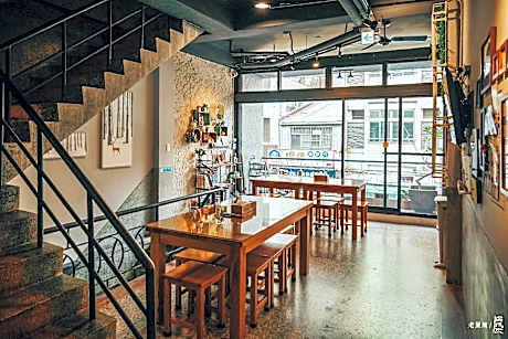 Chia Kon Hotel