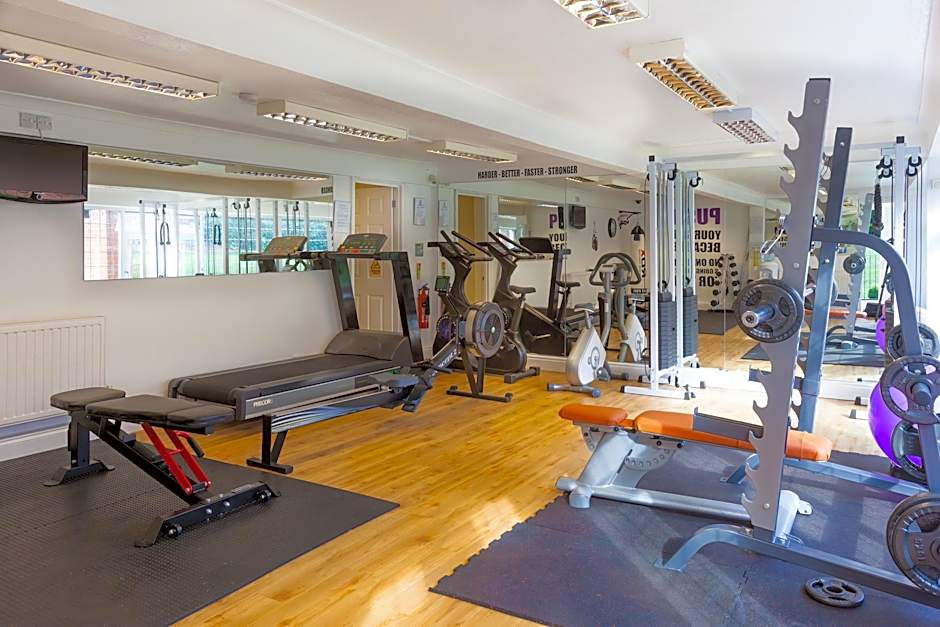 De Rougemont Manor Hotel