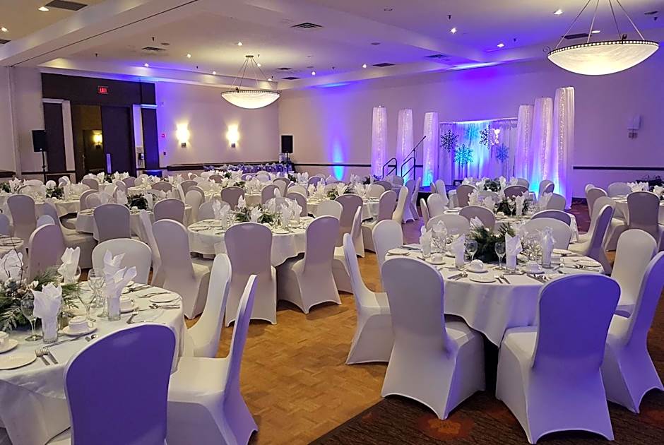 Travelodge by Wyndham Saskatoon