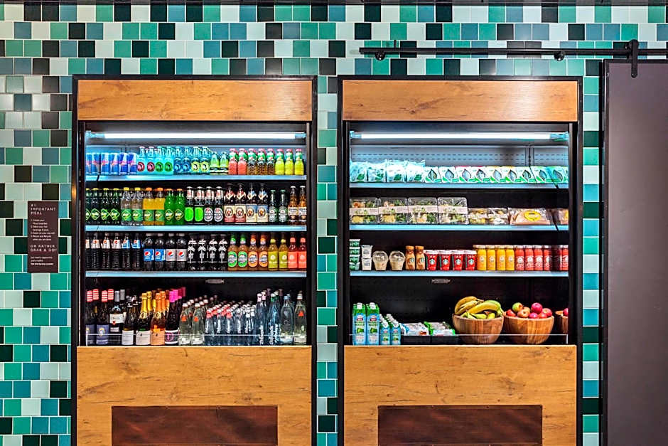 Moxy by Marriott Duesseldorf South