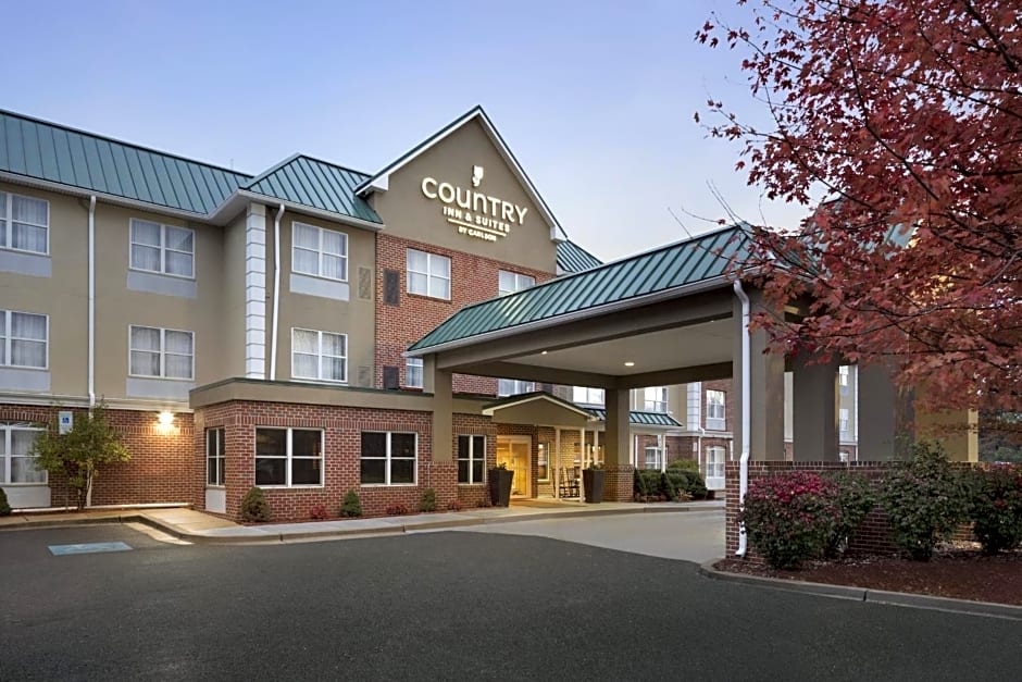 Country Inn & Suites by Radisson, Camp Springs (Andrews Air Force Base), MD