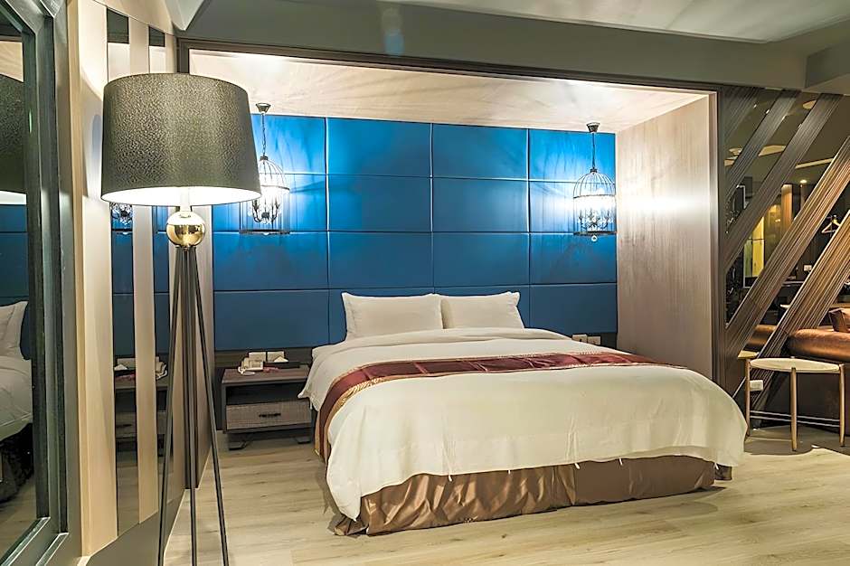 HIGH CLOUD INTERNATIONAL BUSINESS HOTEL