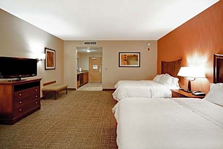 2 Queen Beds Studio Suite Nonsmoking