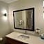 Tapa Hotel, Inn & Suites