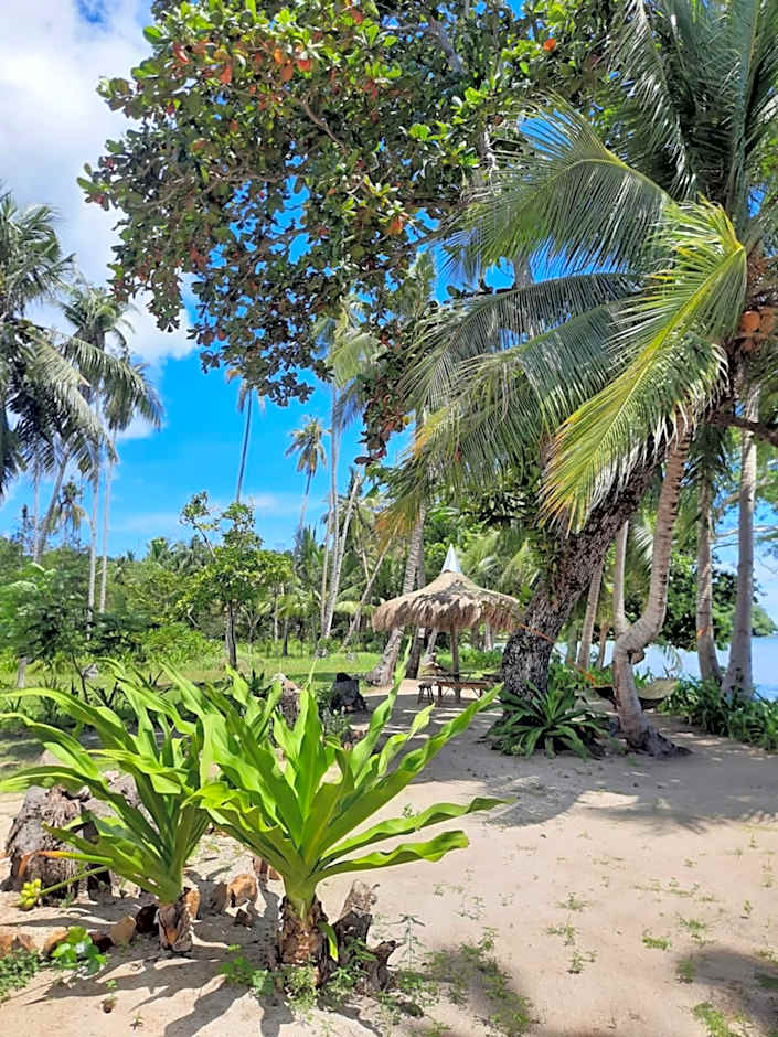 Eastwind Beach Club- El Nido