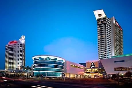 Caesars Windsor Hotel & Casino - A Caesars Rewards Destination