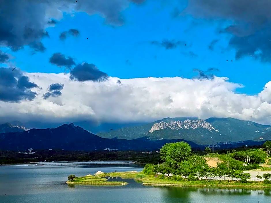 Lakestone&Hotel Sokcho