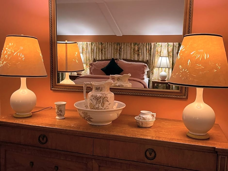 Deerhill Inn