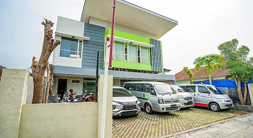 Ardhya Guesthouse Syariah