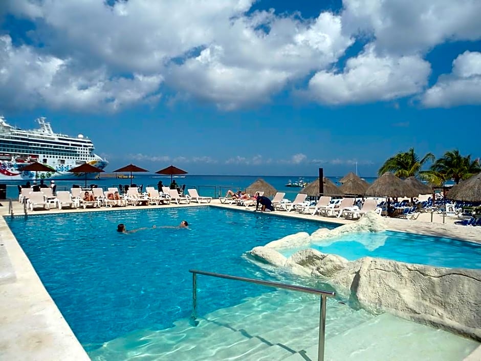 El Cid La Ceiba Beach Hotel