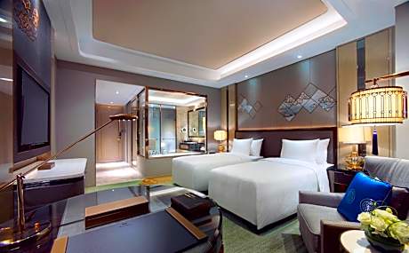 Grand Deluxe Twin Room