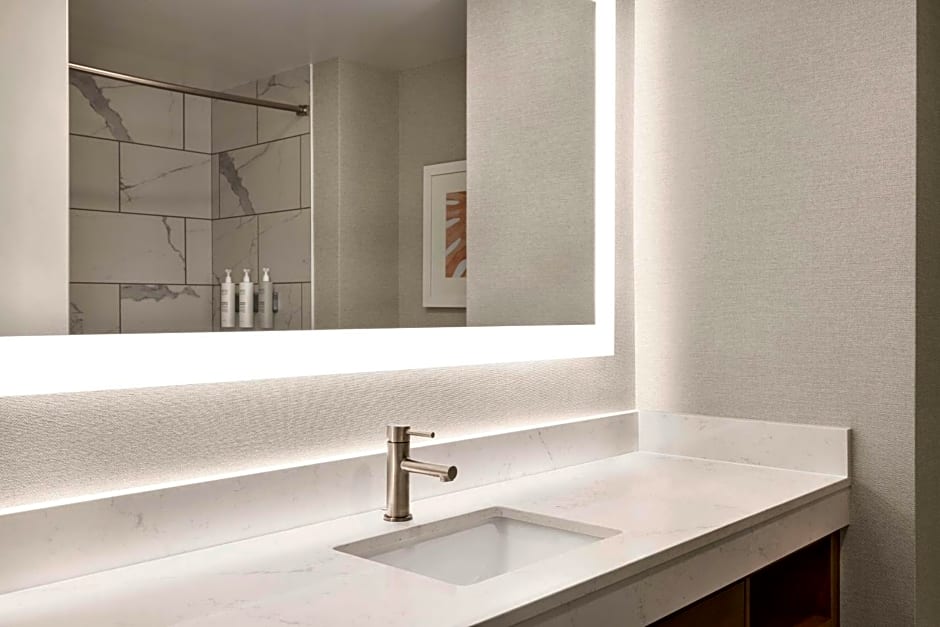 Hampton Inn By Hilton Virginia Beach-Oceanfront South