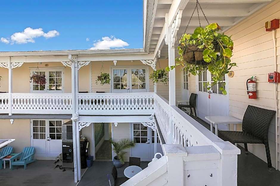 The Palms Hotel