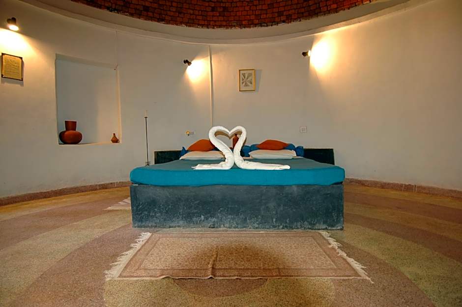 Hotel Laguna Anjuna, Goa