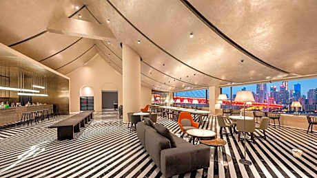 Chongqing W PLUS Hotel