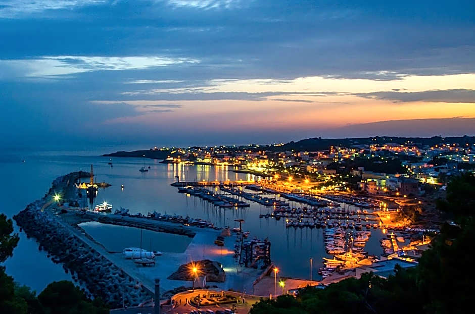 Biancaleuca Rooms & Suite