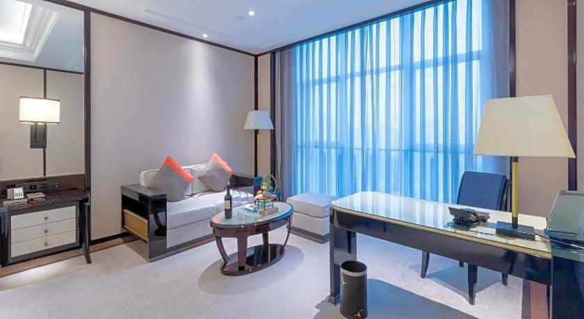 Wyndham Grand Plaza Royale Ningbo