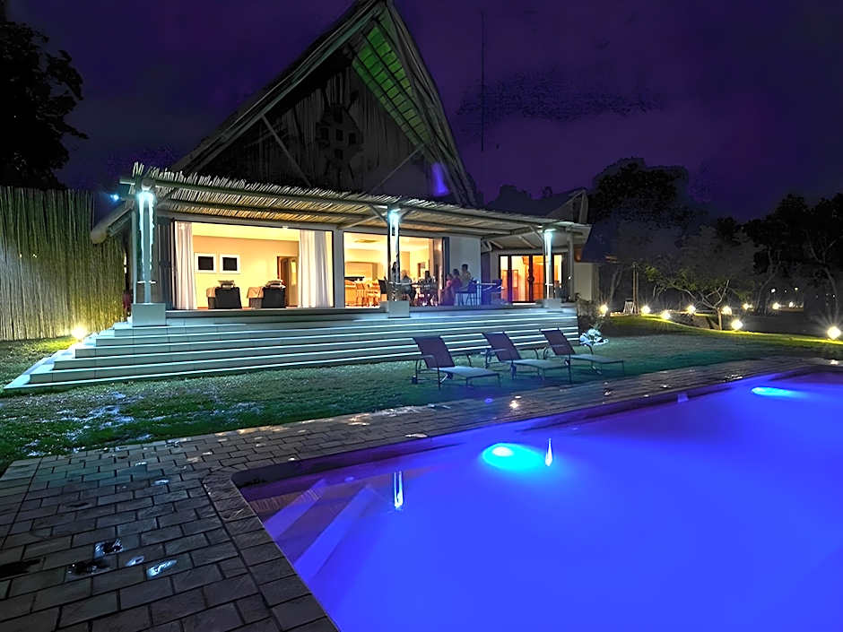 Amakhosi Safari Lodge