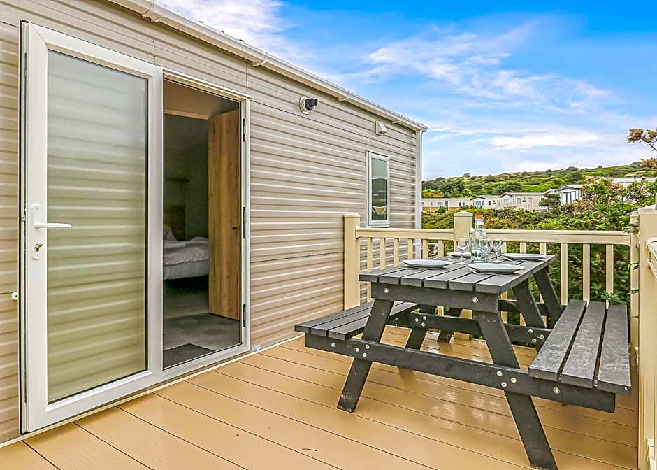 Waters Edge Leisure Park