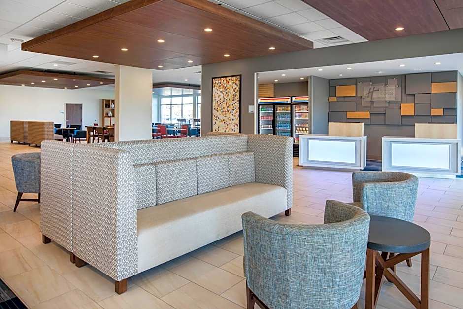 Holiday Inn Express & Suites Ludington By IHG