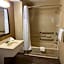 HomeTowne Studios & Suites by Red Roof Greensboro