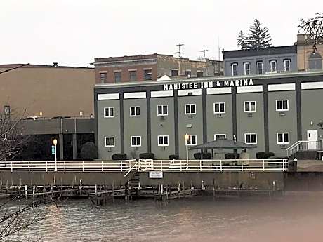 Manistee Inn & Marina
