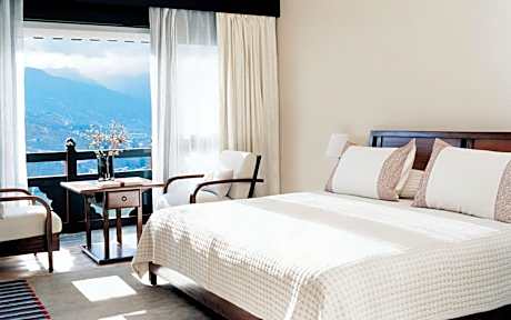 Jewel Kongchen Retreat Spa