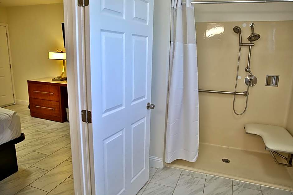 Travelodge by Wyndham Crescent City