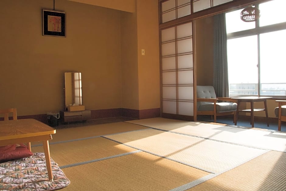 Nozaru Hostel