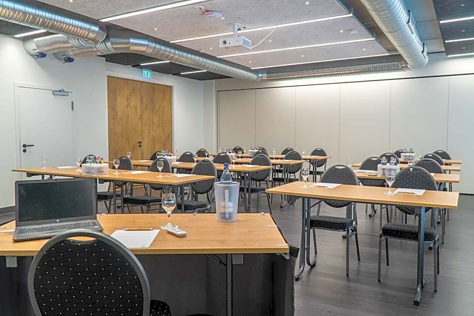 Hotel DEJANIL Hannover Burgdorf