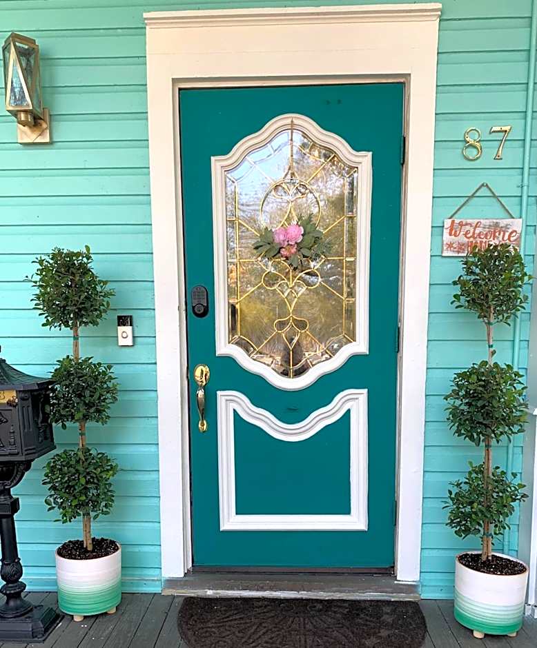 Peace and Plenty Inn