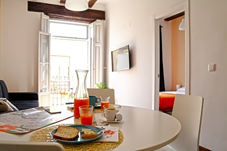 APARTMENT CAPACITY 6 TWO BEDROOMS