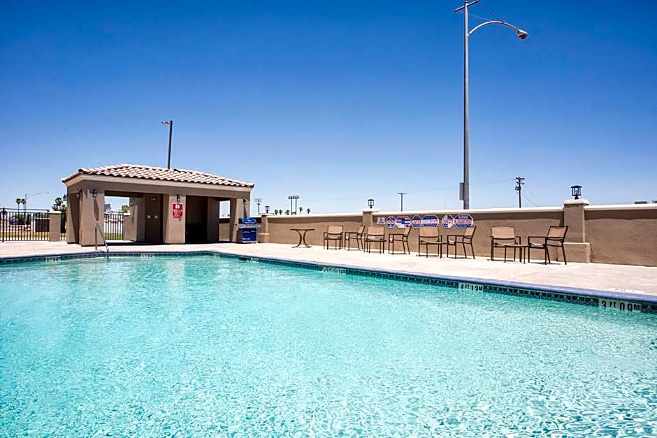 Holiday Inn Express Hotel & Suites El Centro By IHG