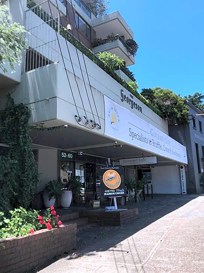 Edgecliff Lodge Motel