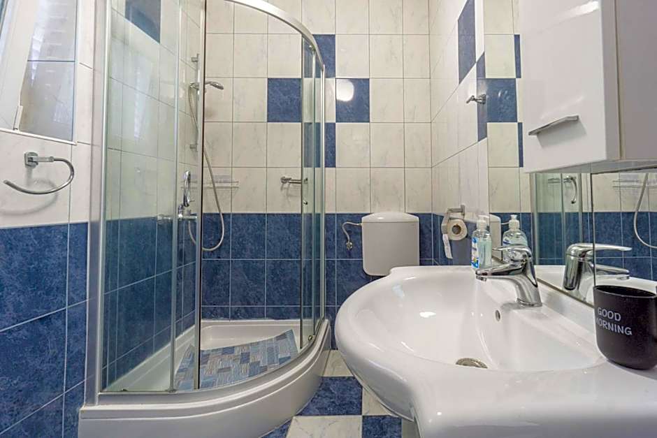 House Violet with seaview