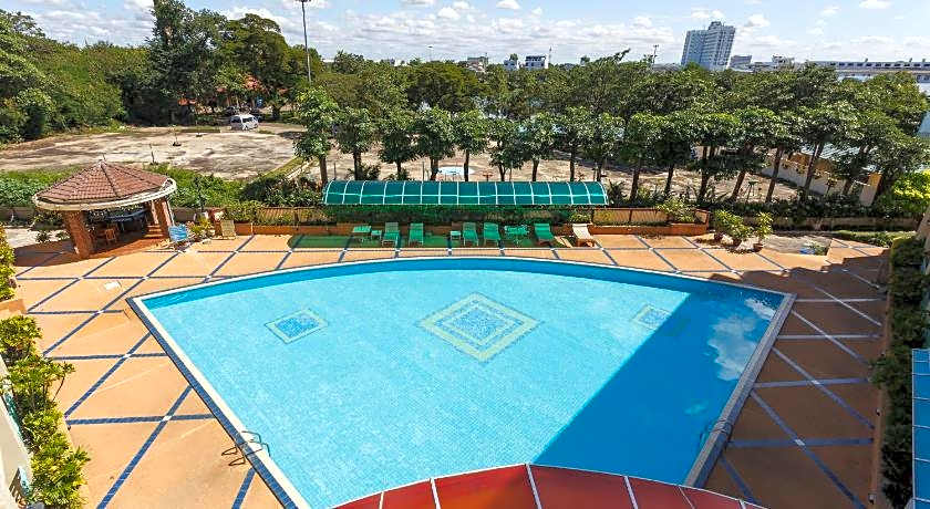Surin Majestic Hotel
