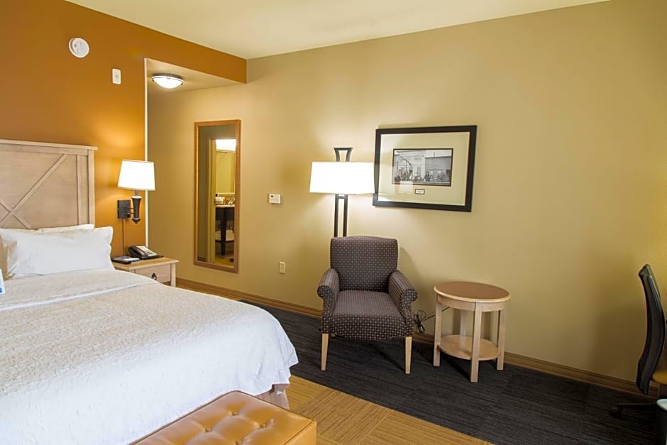 Hampton Inn & Suites Dodge City