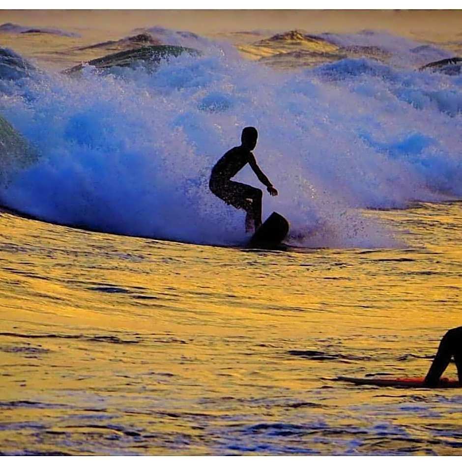 CASA - FRENTE PARA O MAR