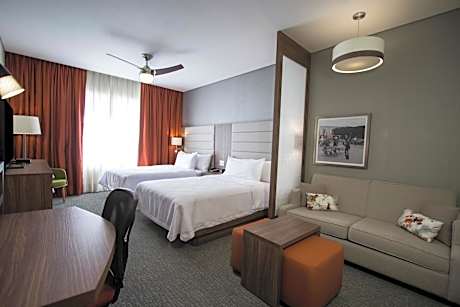 Suite with Twin Beds