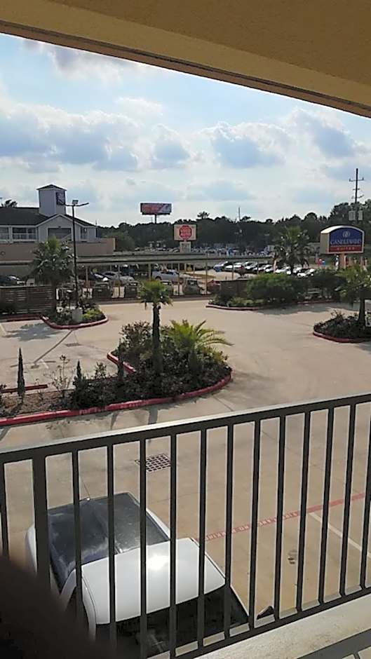 Motel 6 Houston, TX – Willowbrook Mall