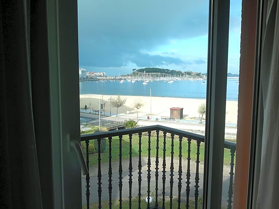 Hotel Bahía Bayona