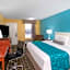 Howard Johnson by Wyndham Dalton