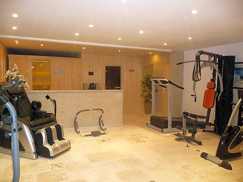 "AU HAVRE DE PAIX" 5 étoiles Prestige jacuzzi, hammam, sauna, PISCINE chauffée Mougins Cannes Grasse