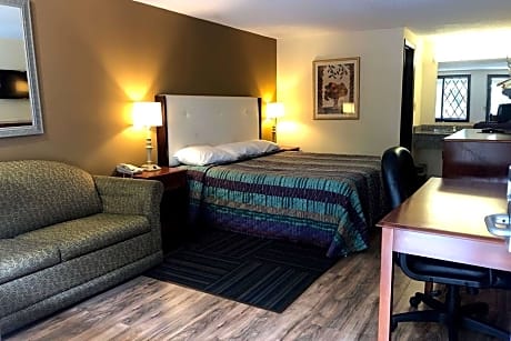 1 King Bed, Deluxe Room, Non-Smoking