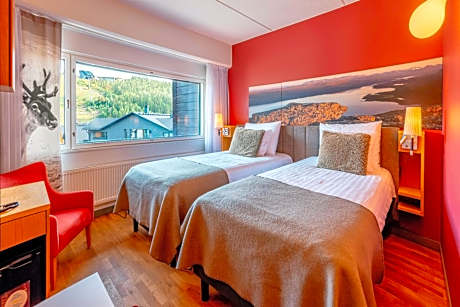 Superior Twin Room with Sauna