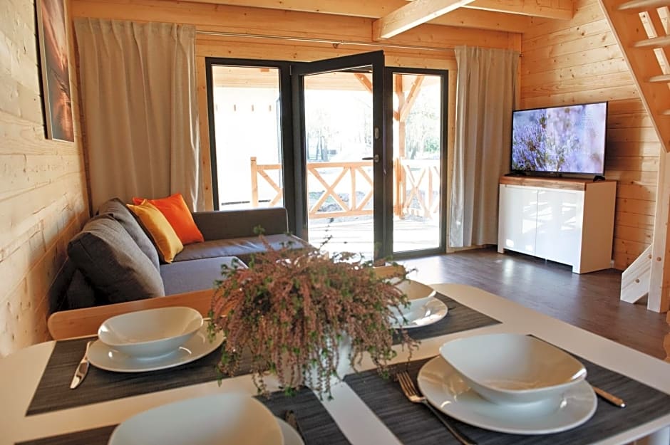 Wrzosowa Polana - domki letniskowe