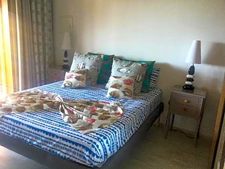 Bungalow with Sea View