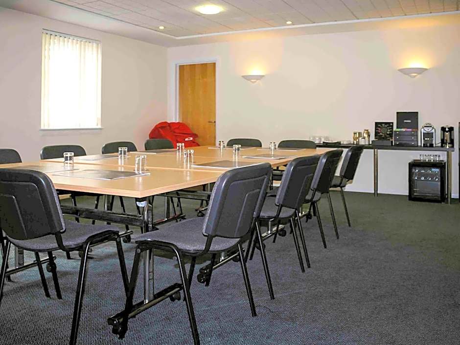 ibis Cardiff Gate - International Business Park