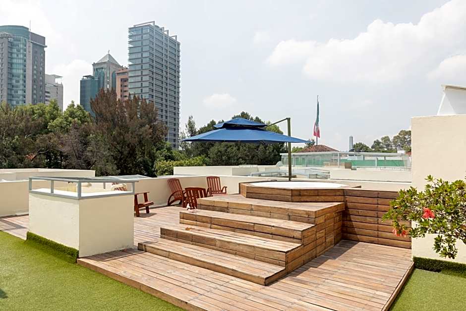 Capitalia Obelisk Polanco